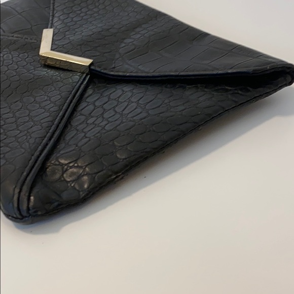 Express croco clutch with wrist chain - Picture 6 of 10